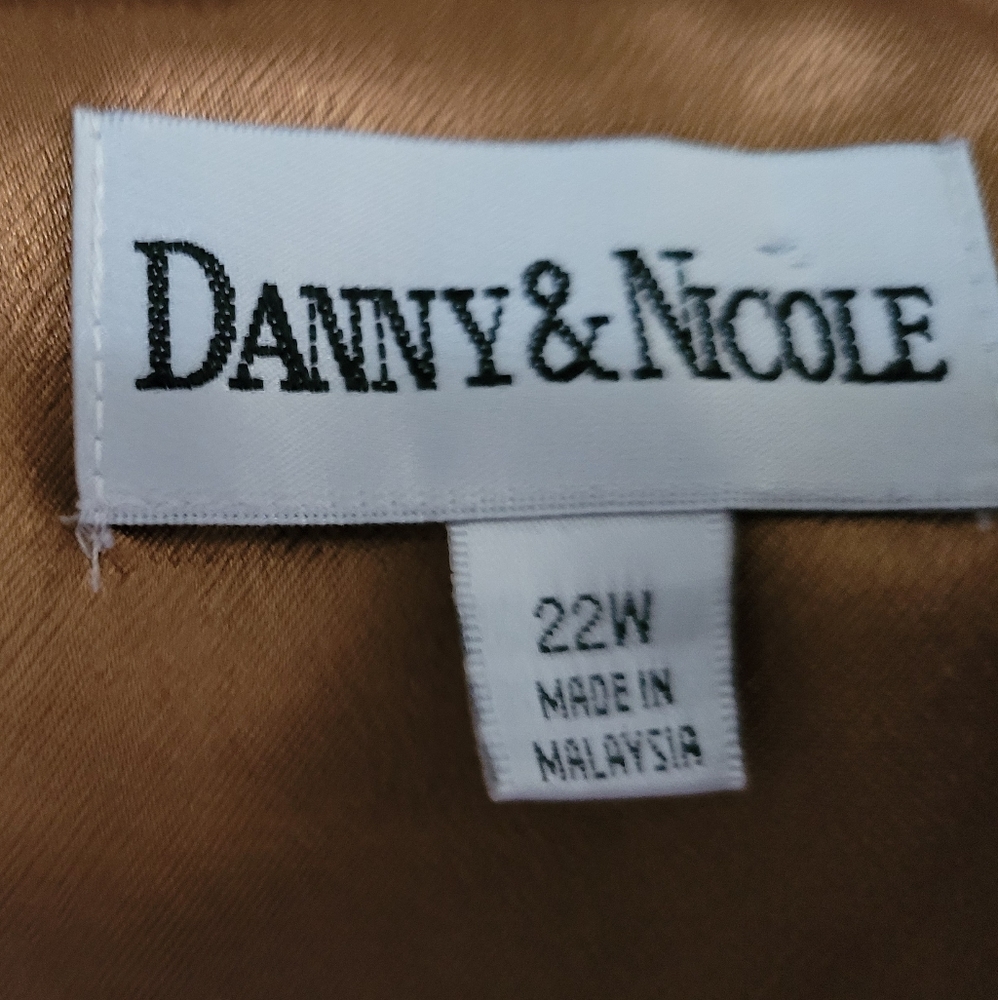 Danny & Nicole size 22w Suit